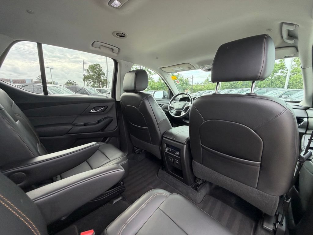 Used 2021 Chevrolet Traverse RS FWD image 27
