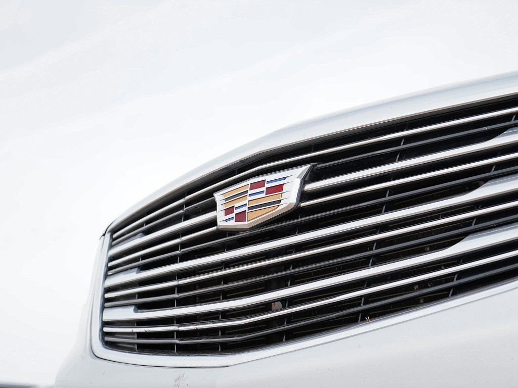 Used 2019 Cadillac XT5 Luxury image 2