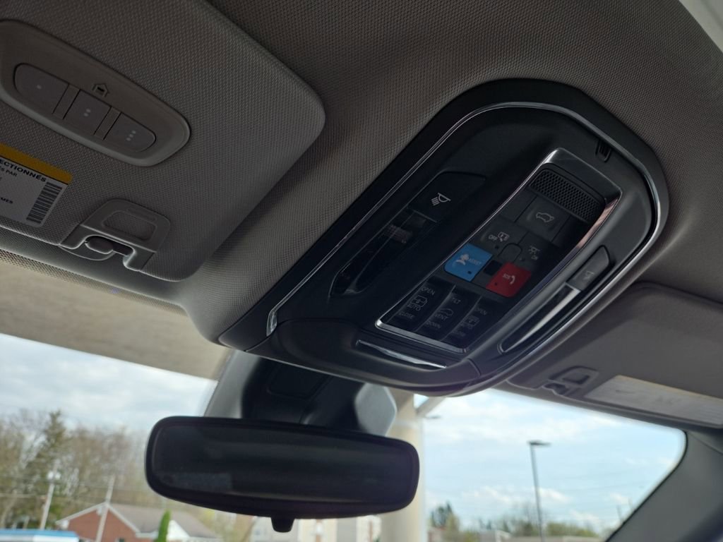 Used 2022 Jeep Grand Cherokee Limited 4xe image 24