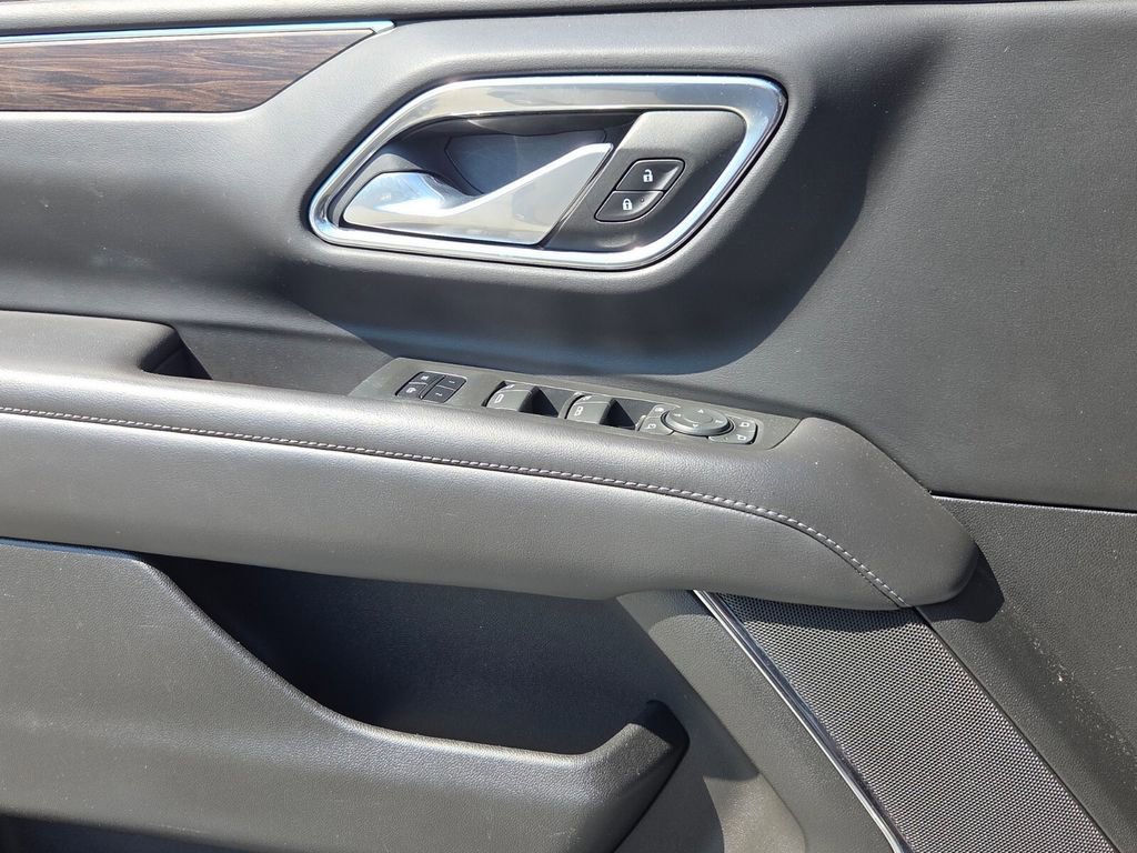 Used 2023 Chevrolet Tahoe Z71 w/ Luxury Package image 27