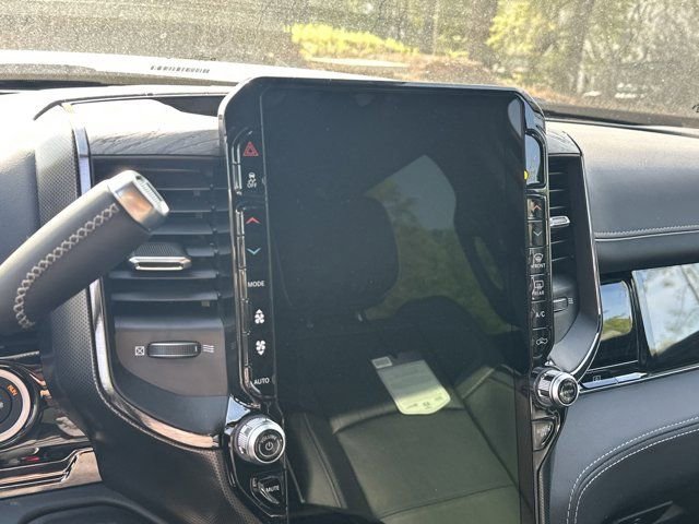 New 2025 RAM 2500 Limited image 28