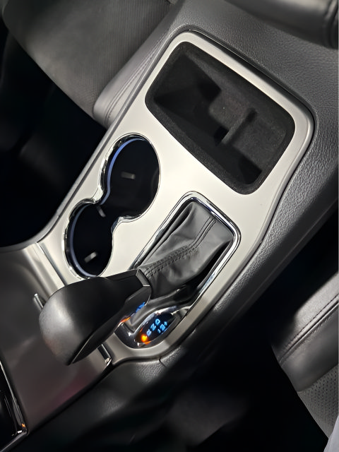 Used 2020 Jeep Grand Cherokee Altitude RWD image 23