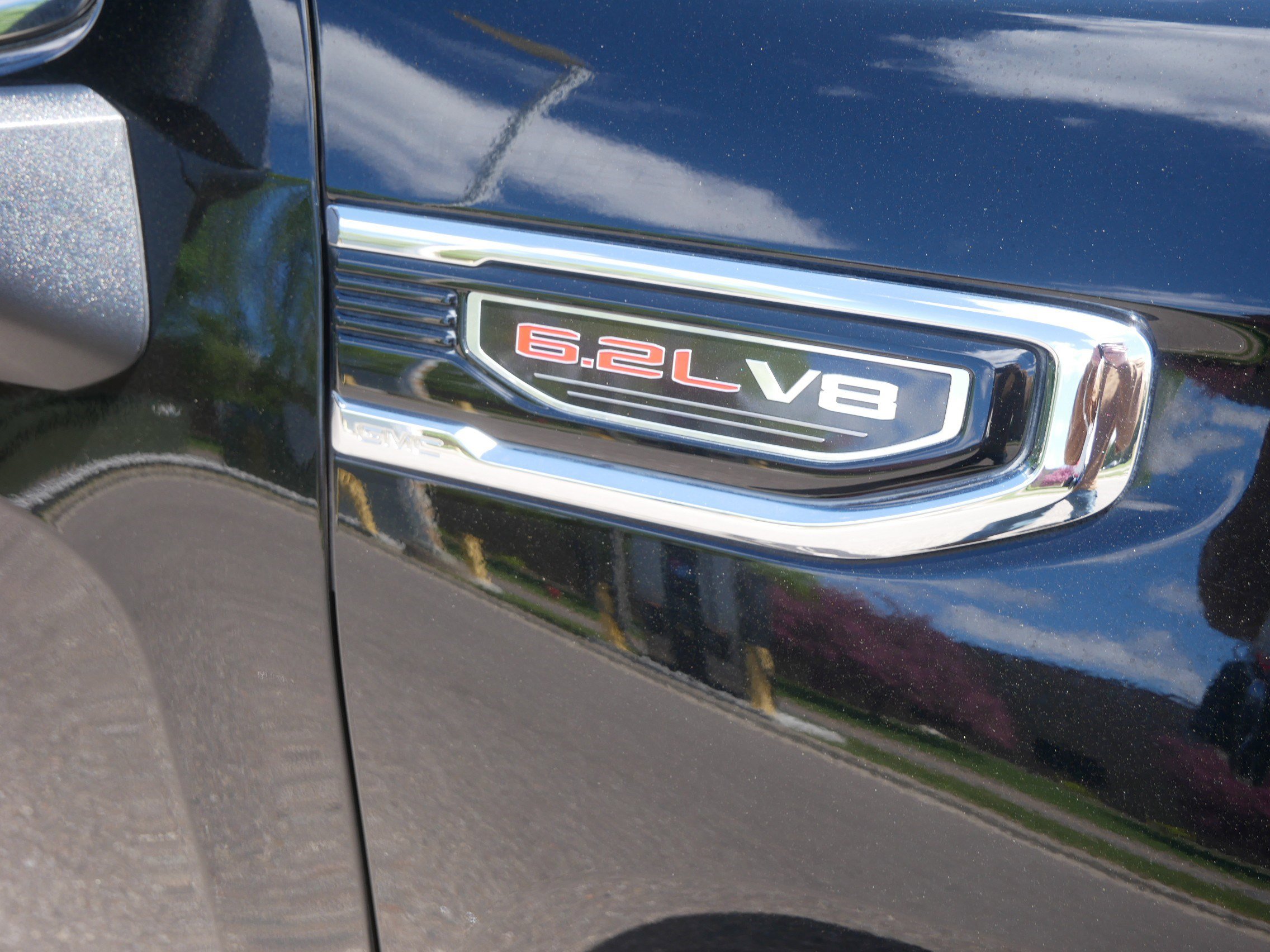 Used 2020 GMC Sierra 1500 Denali w/ Denali Ultimate Package AWD/4WD image 5