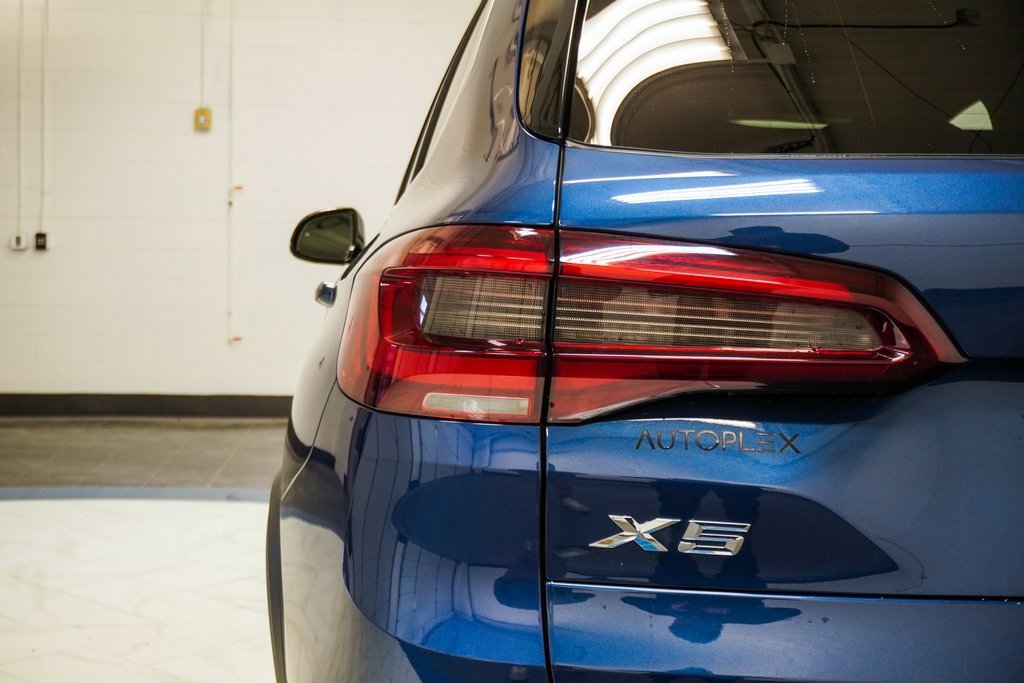 Used 2021 BMW X5 xDrive45e w/ Premium Package image 44