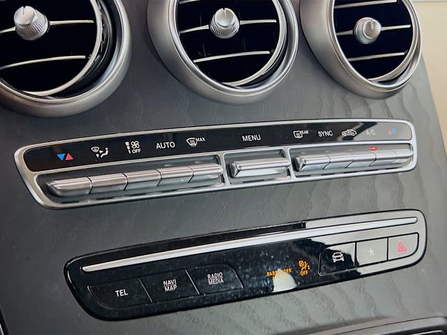 Used 2022 Mercedes-Benz GLC 300 GLC 300 w/ Premium Package Lite image 15