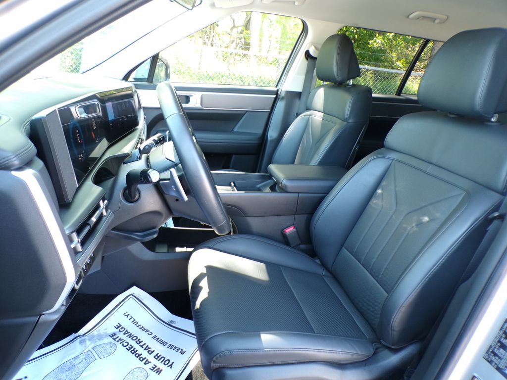 Certified 2025 Hyundai Santa Fe SEL AWD/4WD image 13