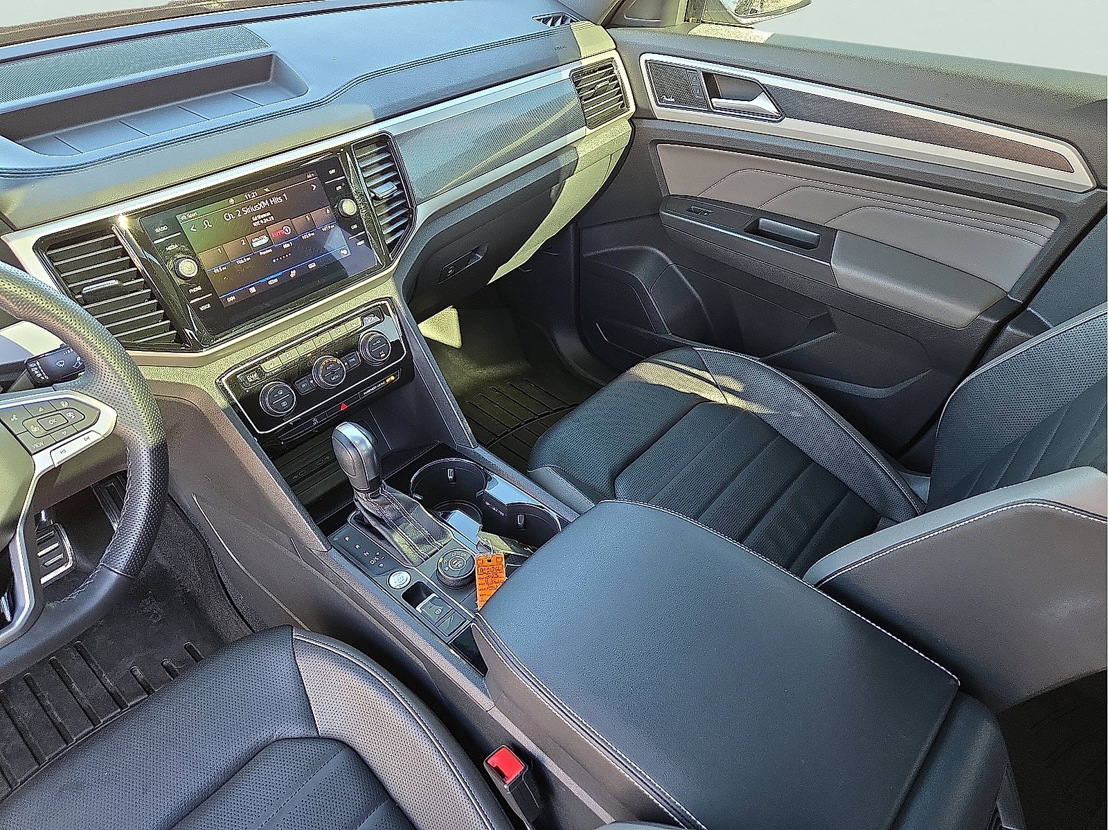 Used 2023 Volkswagen Atlas Cross Sport SEL Premium R-Line image 12