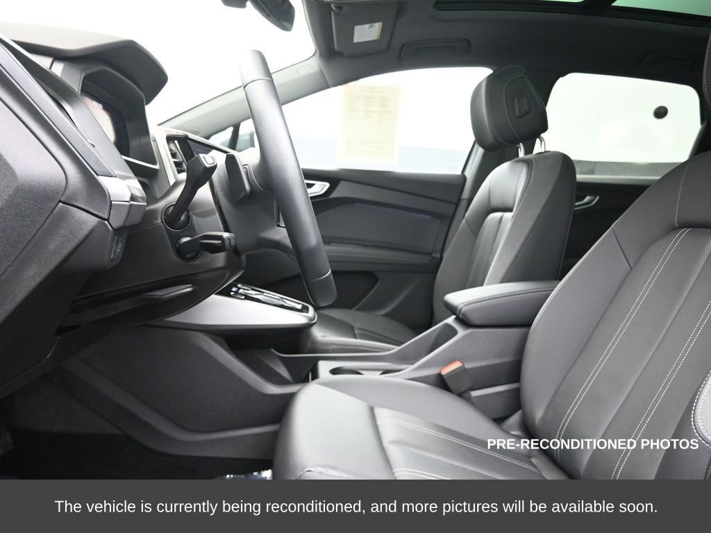 Used 2024 Audi Q4 e-tron Prestige w/ Black Optic Package image 17