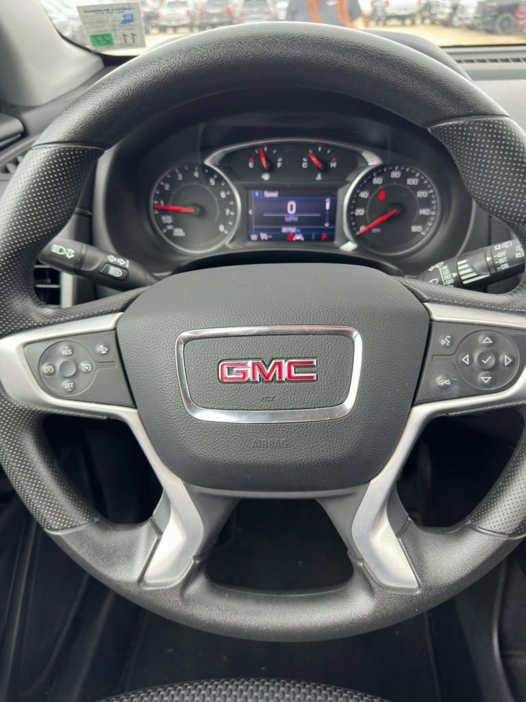 Used 2022 GMC Terrain SLE w/ Driver Convenience Package image 10