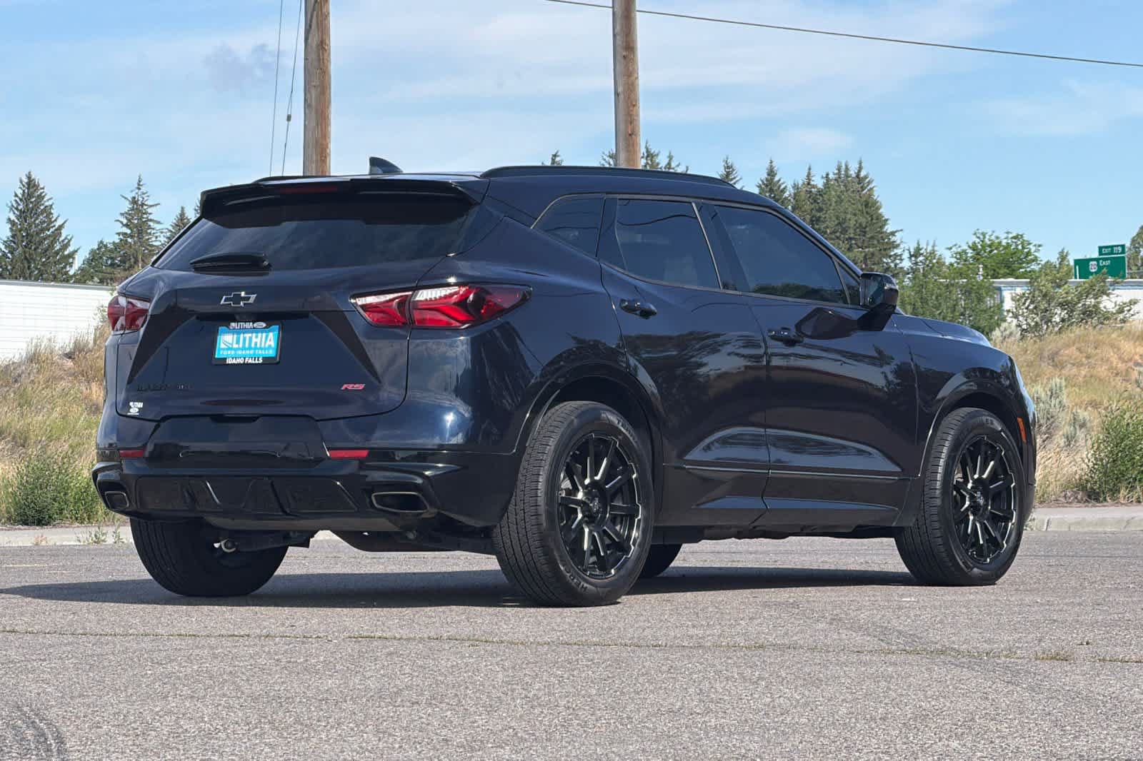 Used 2020 Chevrolet Blazer RS AWD/4WD image 2