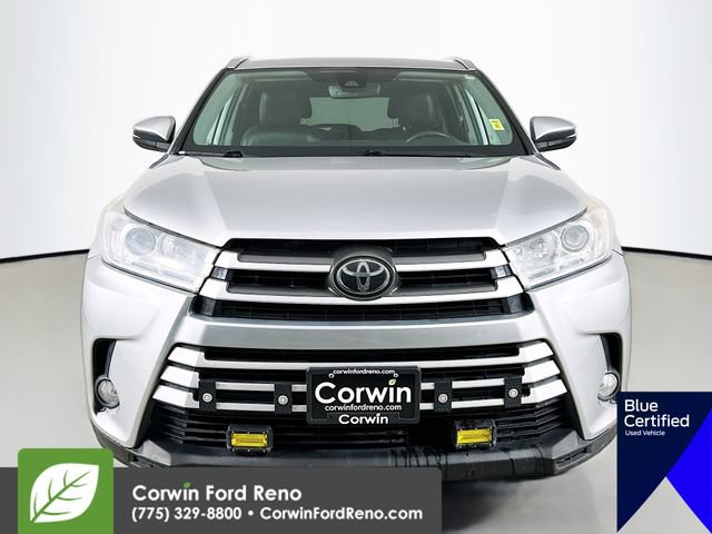 Used 2019 Toyota Highlander XLE AWD/4WD video 2