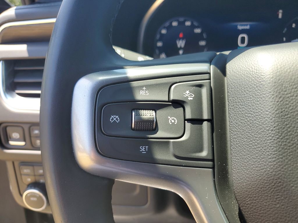 Used 2024 Chevrolet Suburban LT AWD/4WD image 29