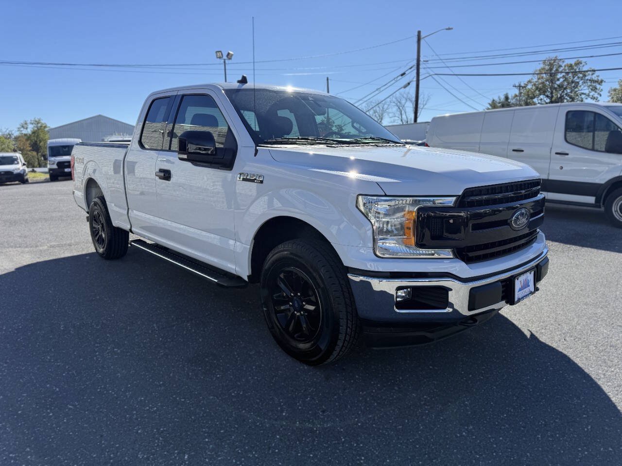 Used 2019 Ford F150 XLT w/ Equipment Group 301A Mid AWD/4WD image 4