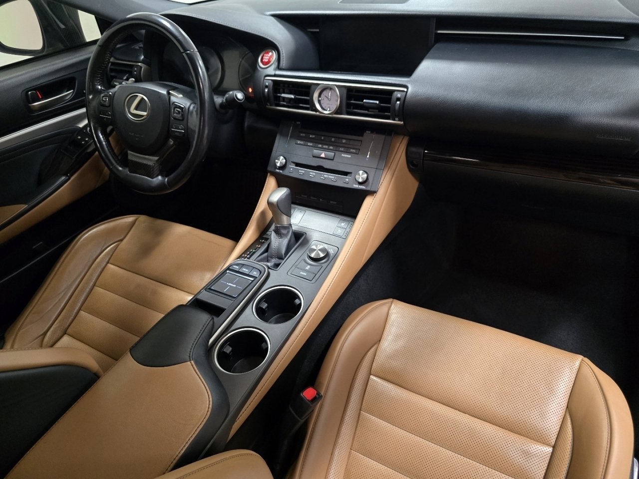 Used 2015 Lexus RC 350 AWD w/ Luxury Package image 24