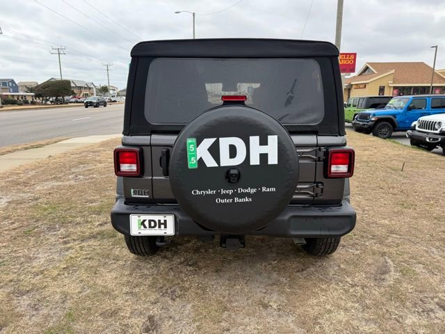Used 2024 Jeep Wrangler Sport S image 6