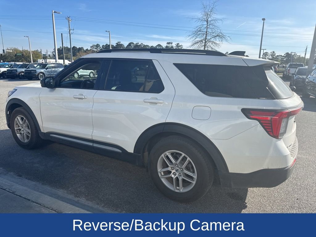 Used 2025 Ford Explorer Active image 5