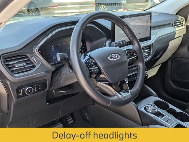 Used 2023 Ford Escape SE image 14