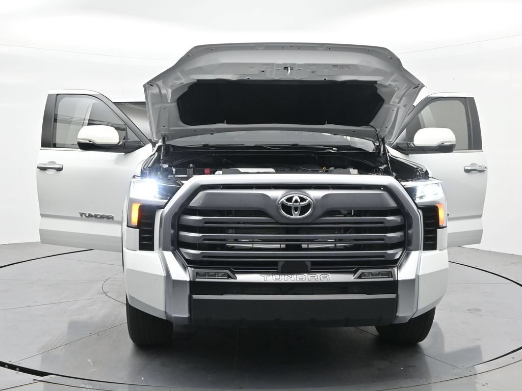 Used 2024 Toyota Tundra Limited AWD/4WD image 47