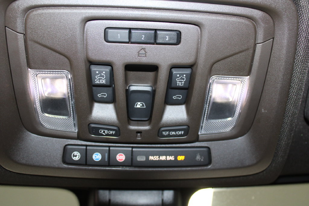 Used 2022 GMC Sierra 2500 Denali w/ Denali Ultimate Package AWD/4WD image 58