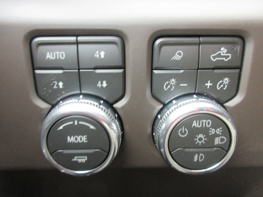 New 2026 GMC Sierra 1500 Denali AWD/4WD image 17