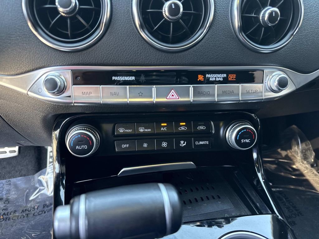 Used 2022 Kia Stinger GT-Line w/ Sun & Sound Package image 33