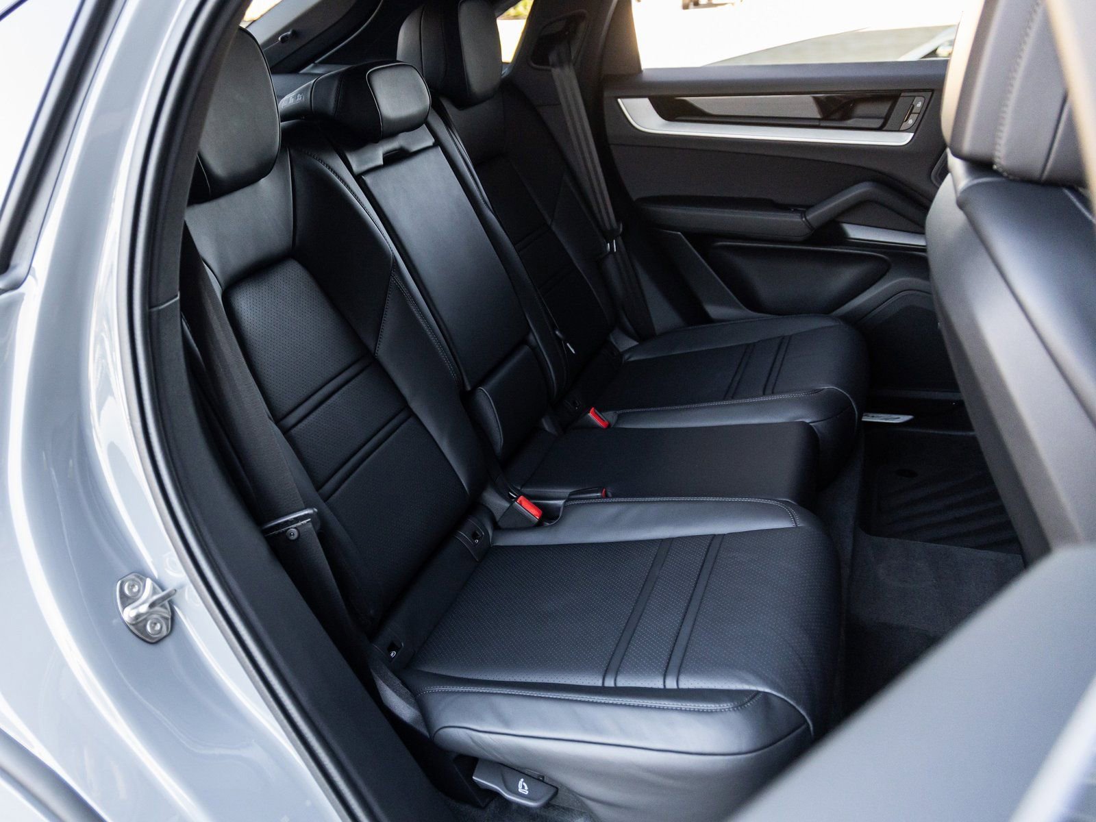 New 2026 Porsche Cayenne E-Hybrid Coupe image 42