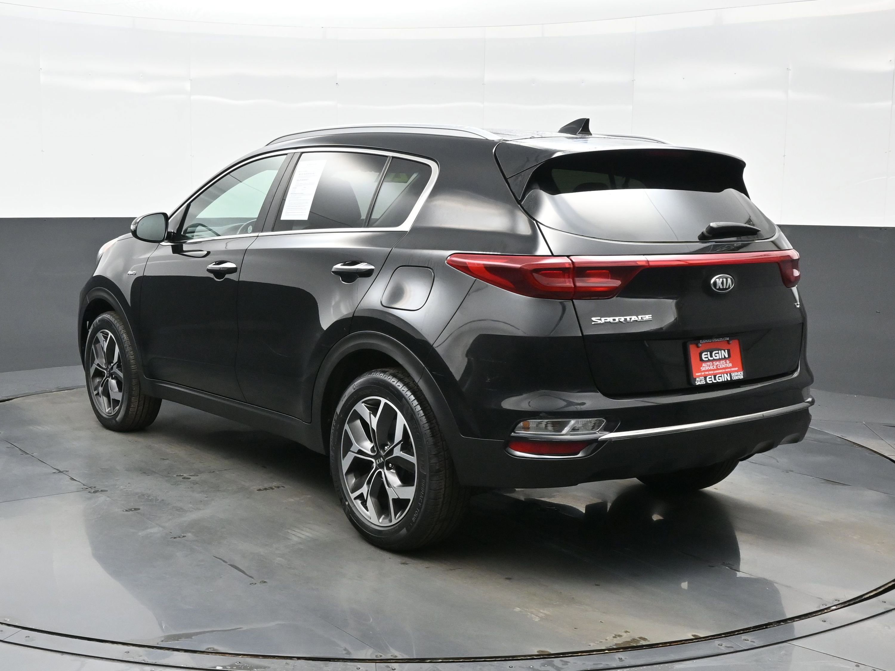 Used 2020 Kia Sportage EX image 4