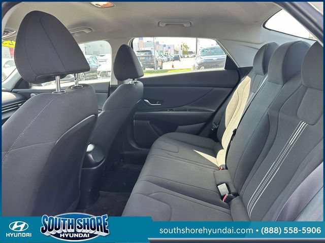 Certified 2023 Hyundai Elantra SEL w/ Convenience Package FWD image 13