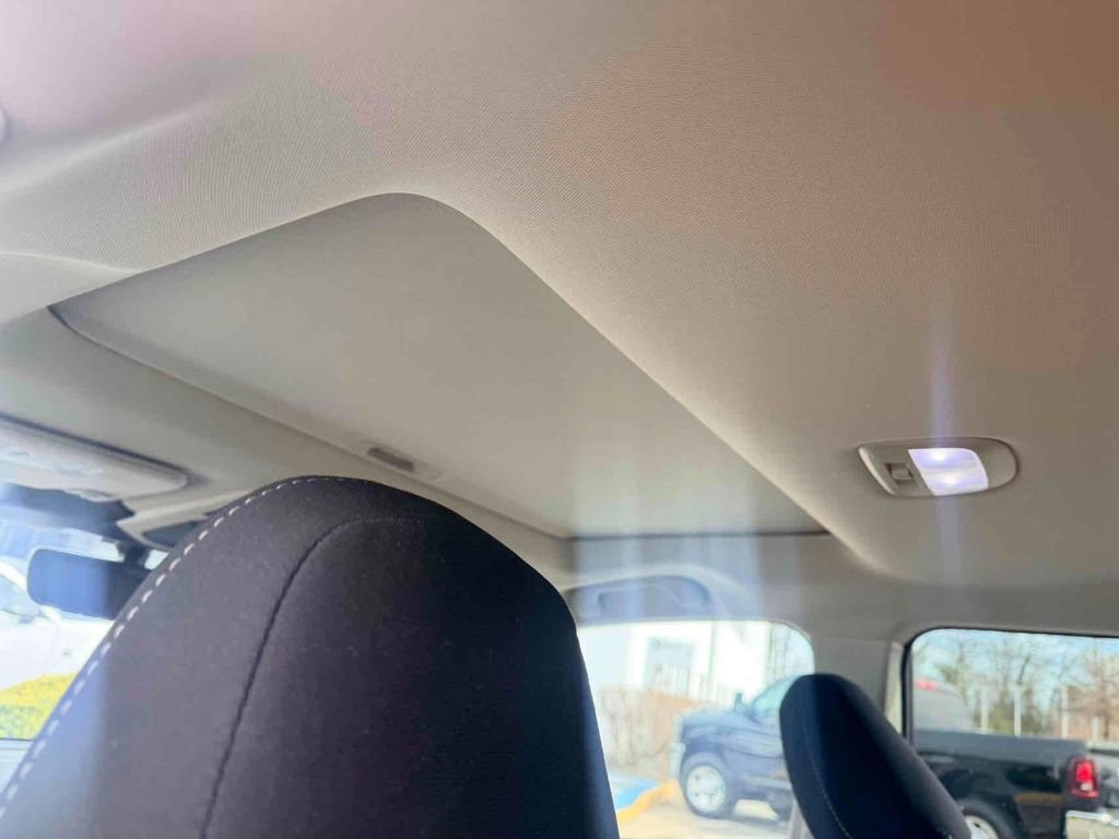 Used 2023 Subaru Outback Premium image 15