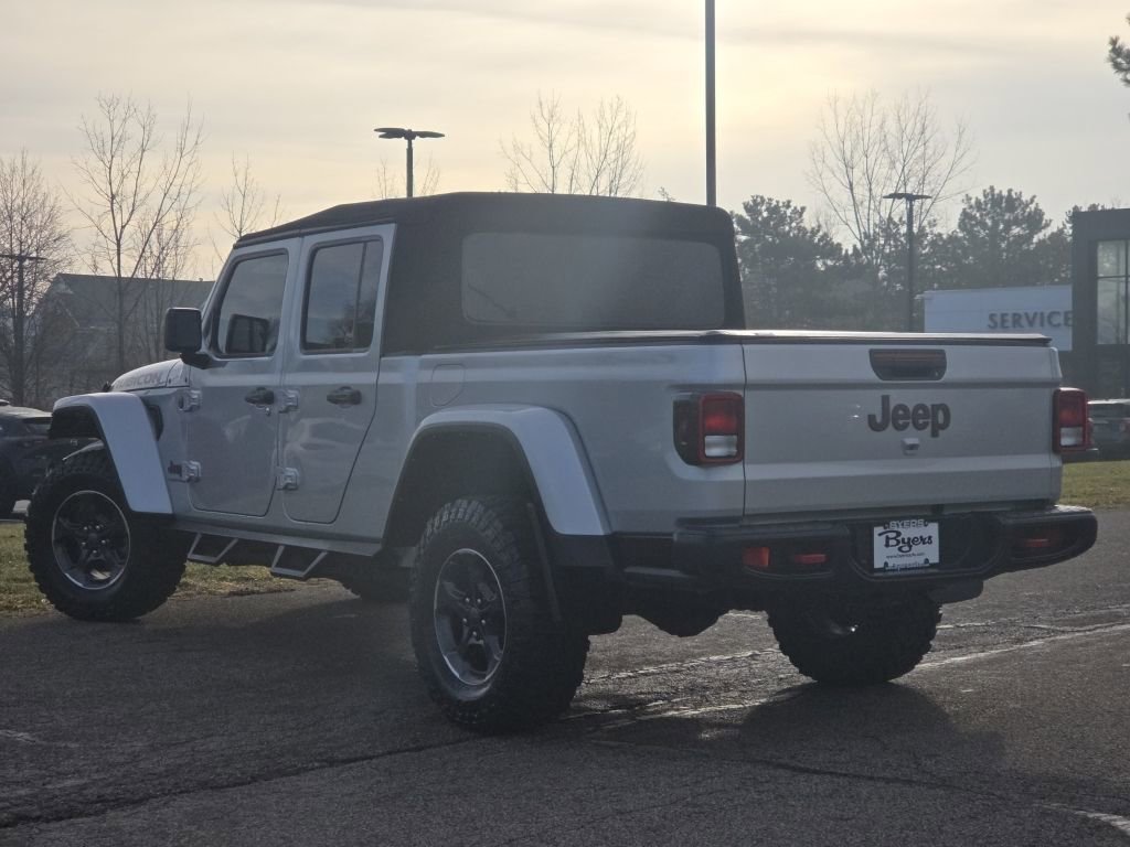 Used 2023 Jeep Gladiator Rubicon image 2