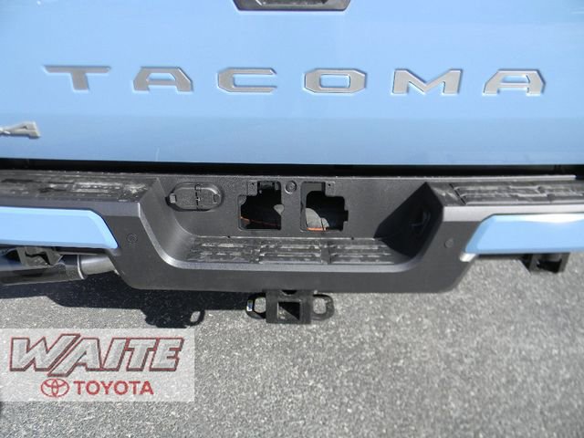 New 2026 Toyota Tacoma TRD Sport AWD/4WD image 4