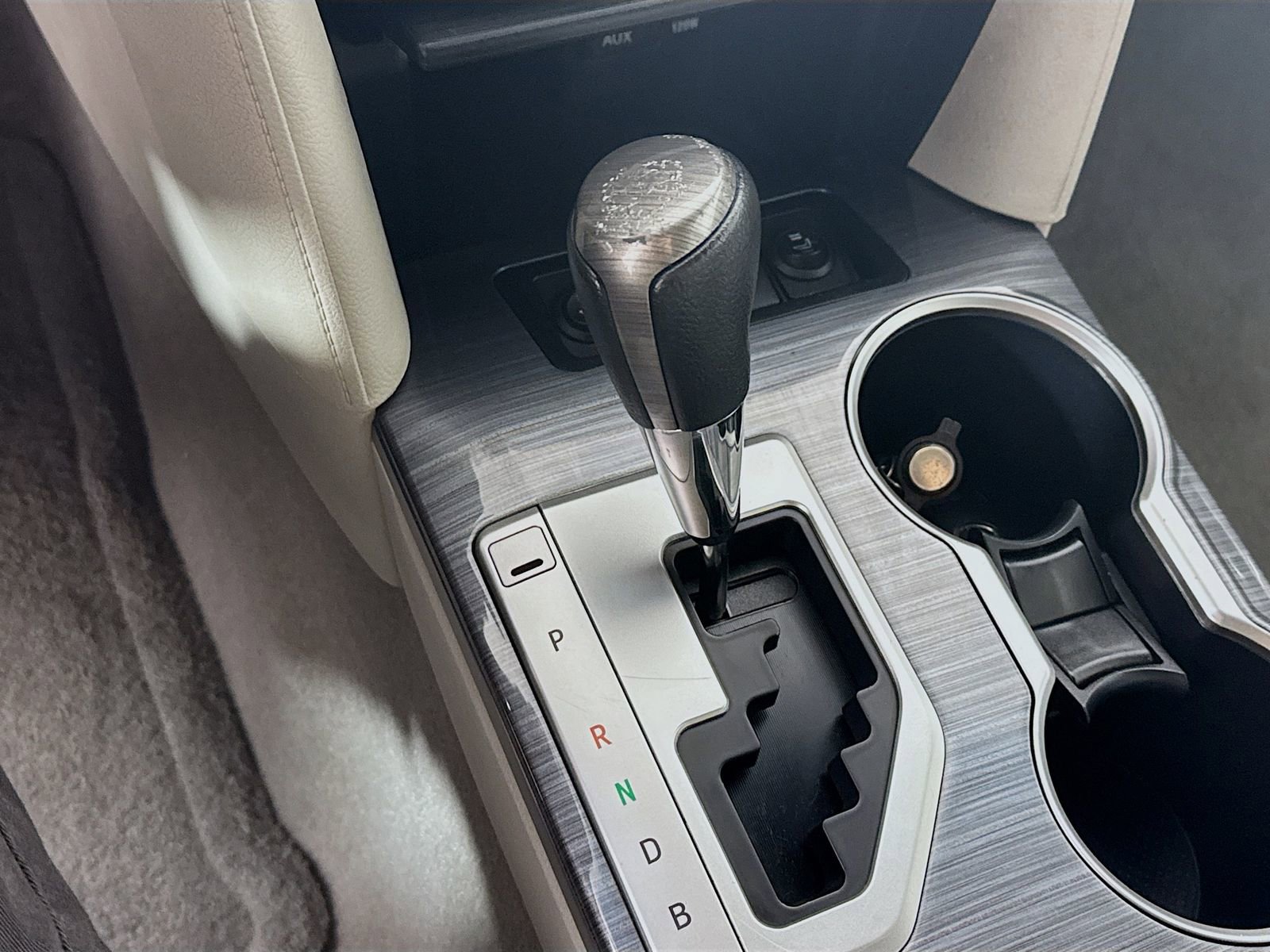 Used 2012 Toyota Camry LE image 13