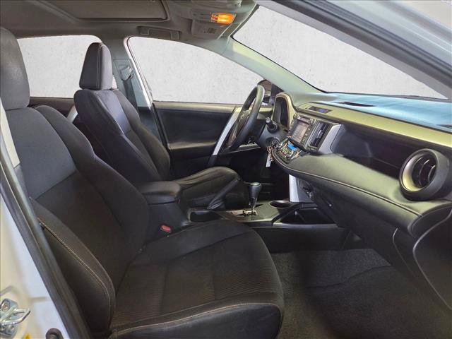 Used 2015 Toyota RAV4 XLE AWD/4WD image 19