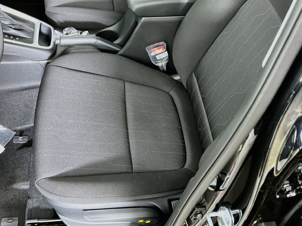 New 2026 Hyundai Venue SE FWD image 16