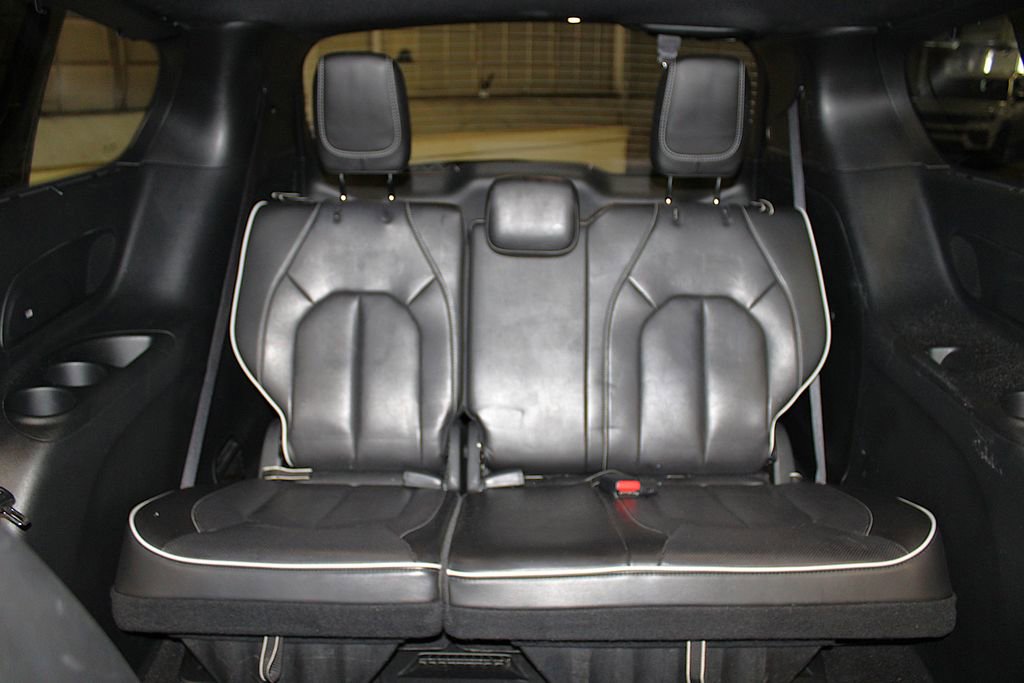 Used 2025 Chrysler Pacifica Limited FWD image 33