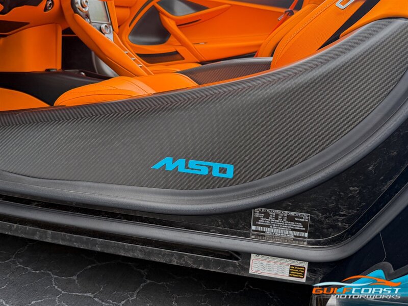 Used 2022 McLaren 765LT RWD image 30