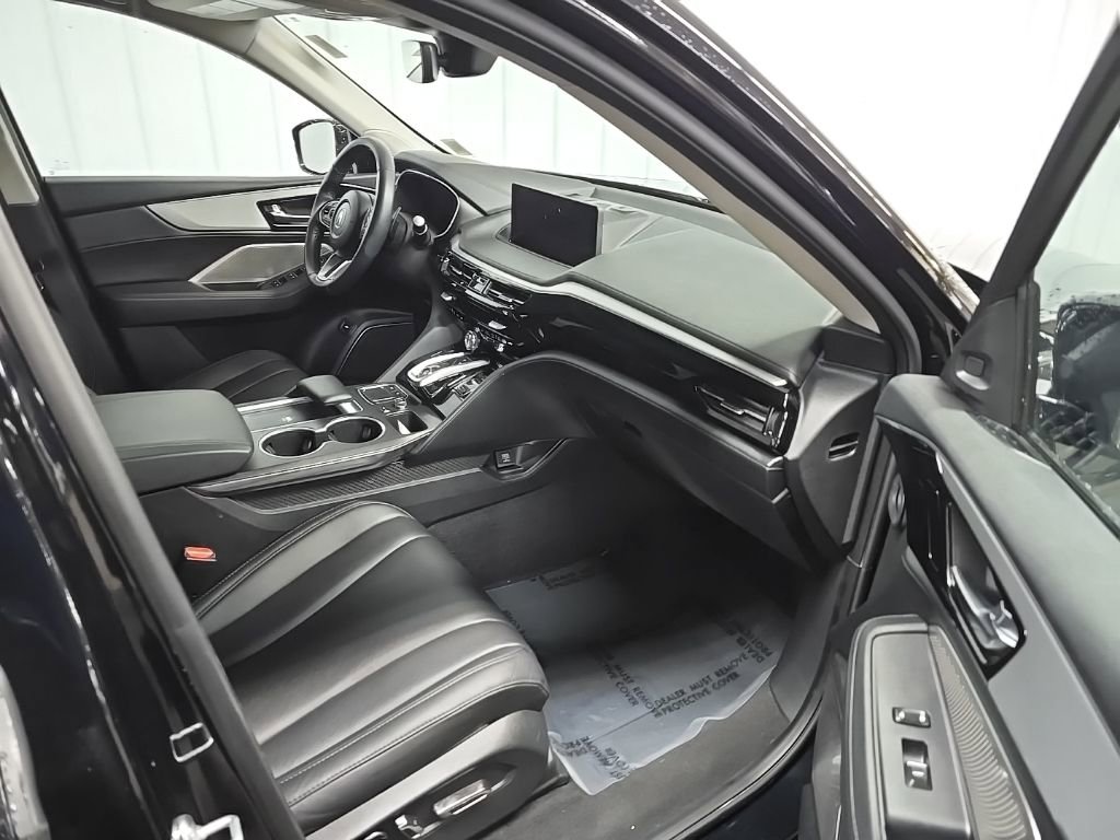 Used 2023 Acura MDX SH-AWD image 16