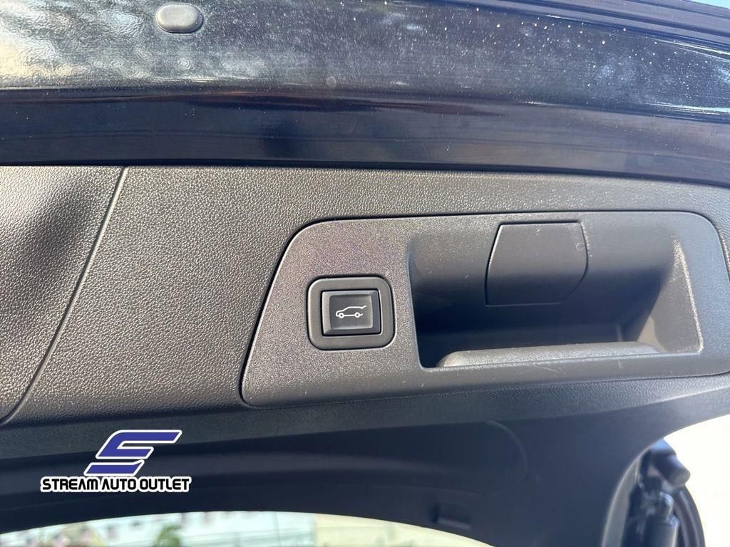 Used 2022 Buick Envision Preferred image 32