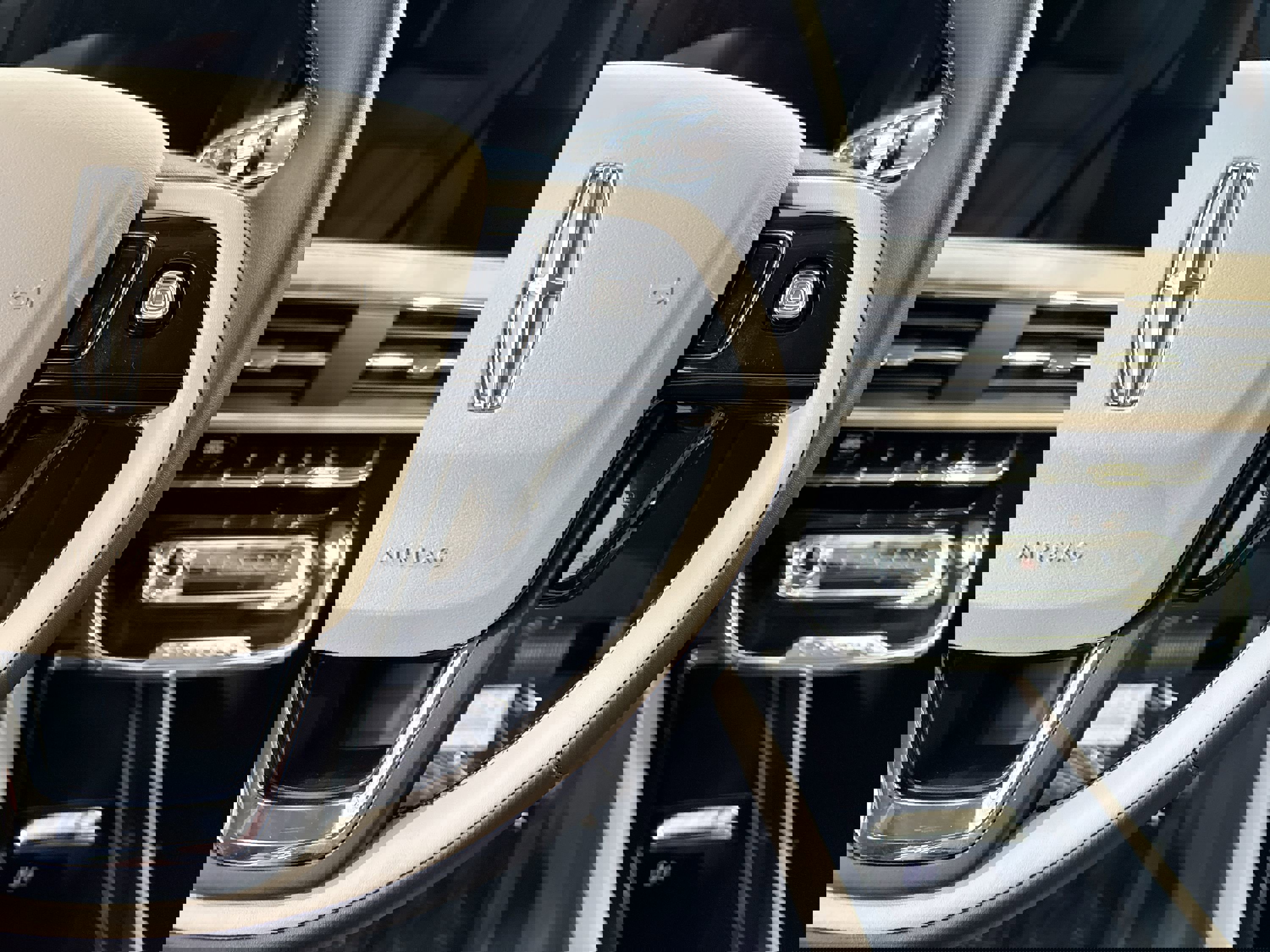 New 2026 Lincoln Corsair Premiere image 15