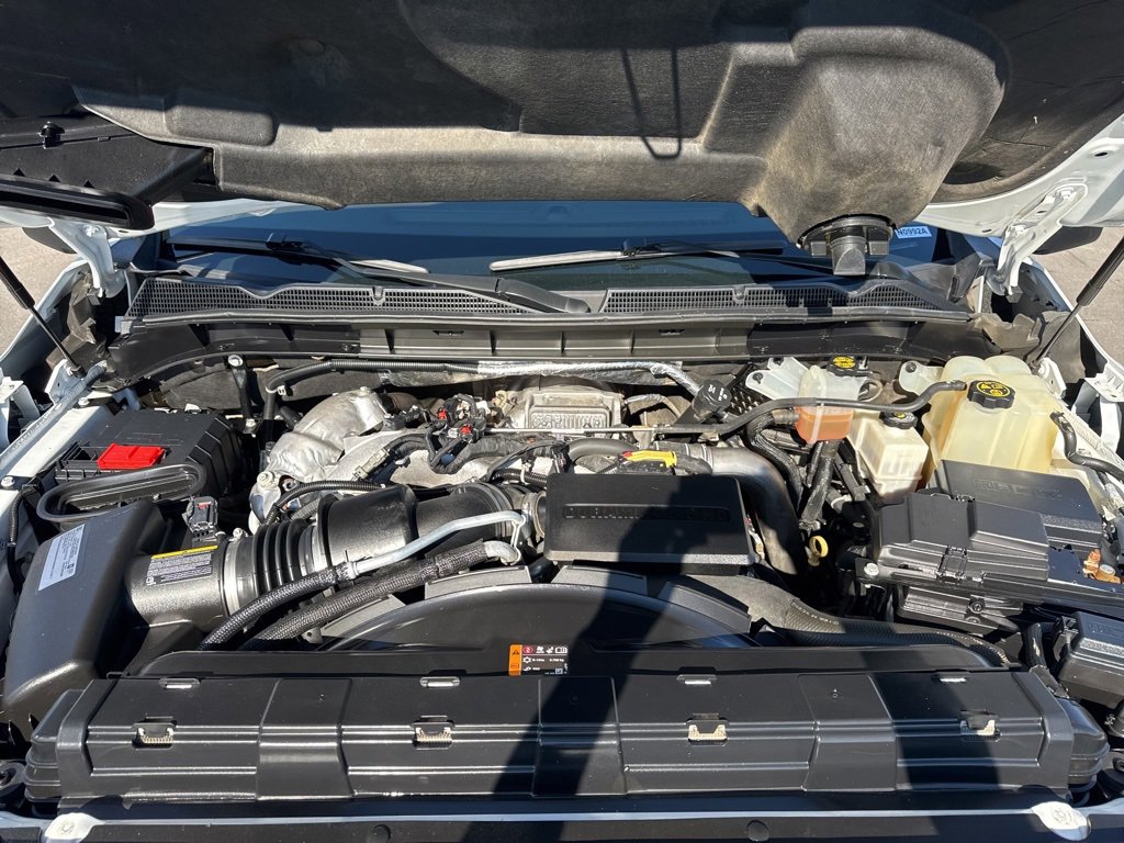 Used 2021 GMC Sierra 3500 SLT w/ SLT Preferred Package image 10