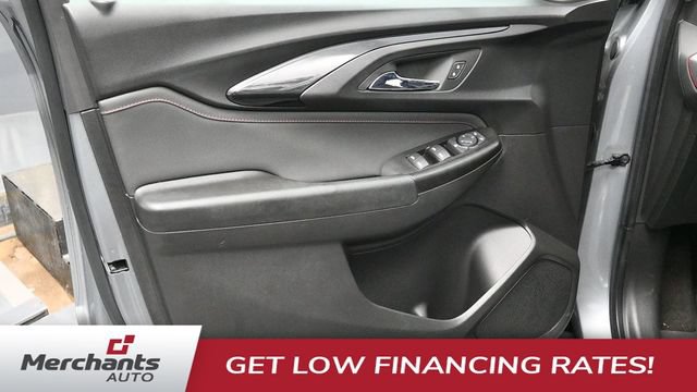 Used 2023 Chevrolet TrailBlazer RS w/ Convenience Package AWD/4WD image 17