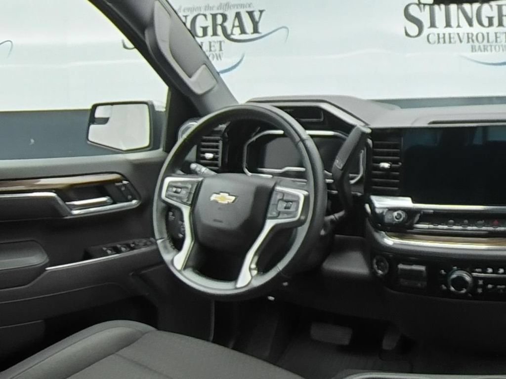 Certified 2025 Chevrolet Silverado 1500 LT AWD/4WD image 19