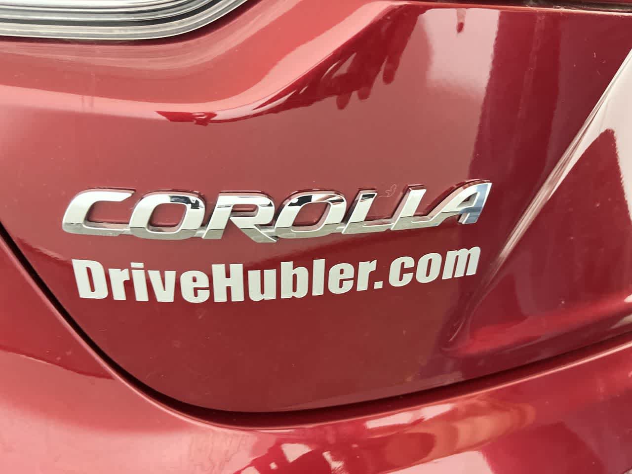 Used 2025 Toyota Corolla LE FWD image 11