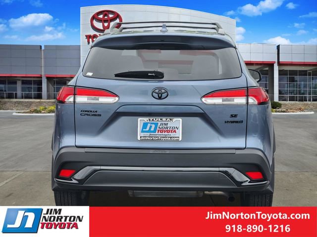 Used 2024 Toyota Corolla Cross AWD Hybrid image 7