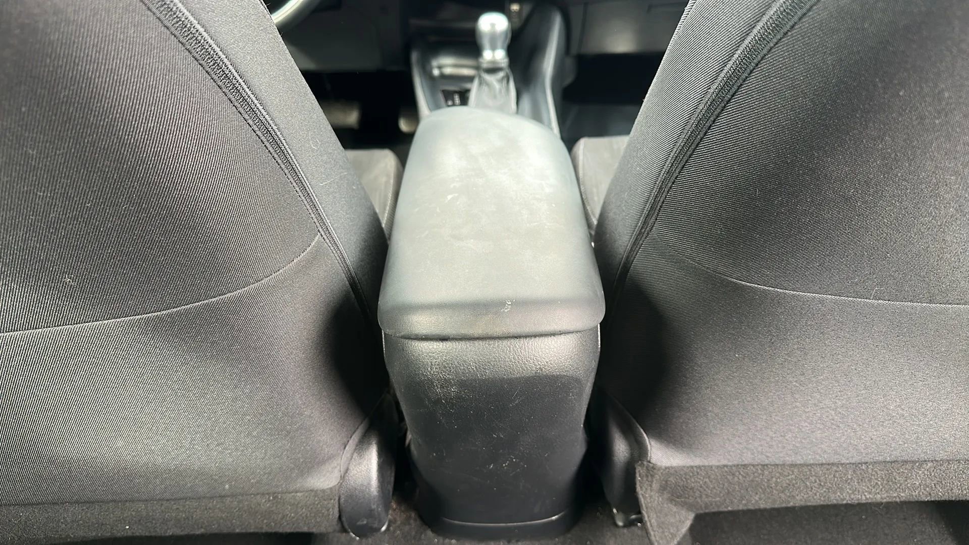 Used 2018 Toyota C-HR image 27