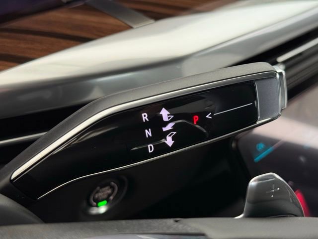 New 2026 Cadillac Escalade Platinum Luxury w/ LPO, Floor Liner Package image 32