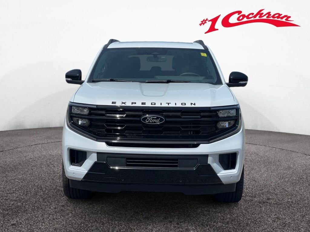 New 2026 Ford Expedition Platinum AWD/4WD image 2