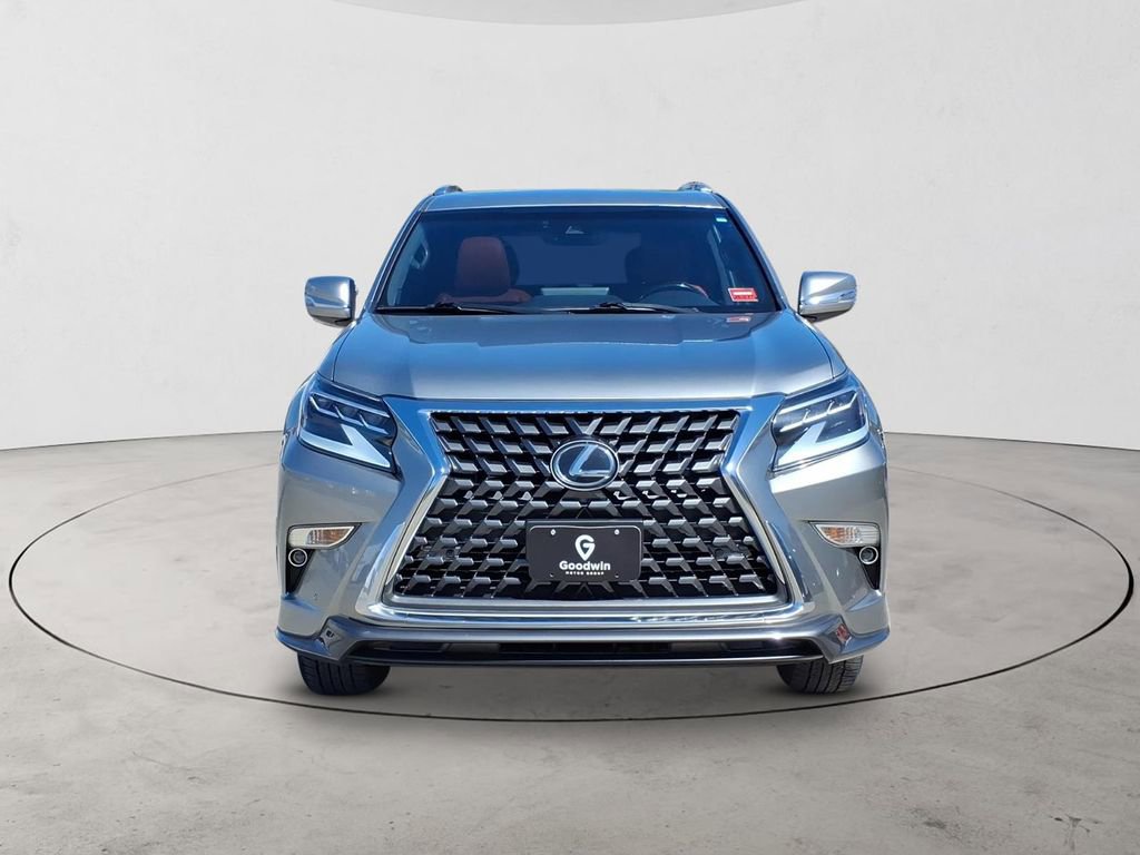 Used 2023 Lexus GX 460 Premium w/ Accessory Package AWD/4WD image 2