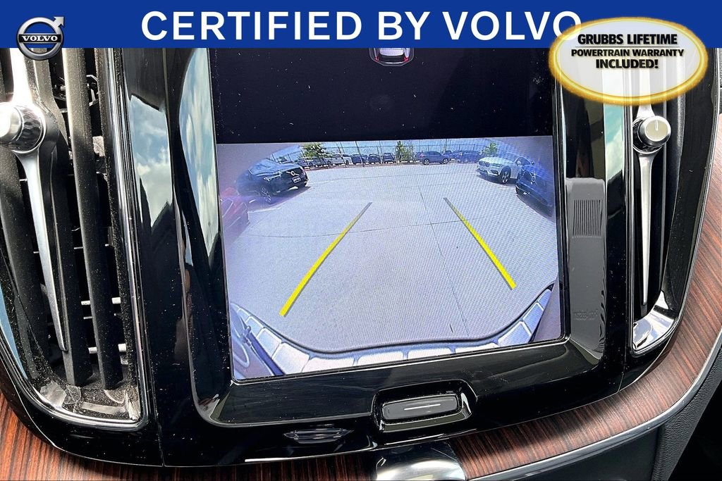 Certified 2023 Volvo XC60 B5 Ultimate w/ Climate Package FWD image 31