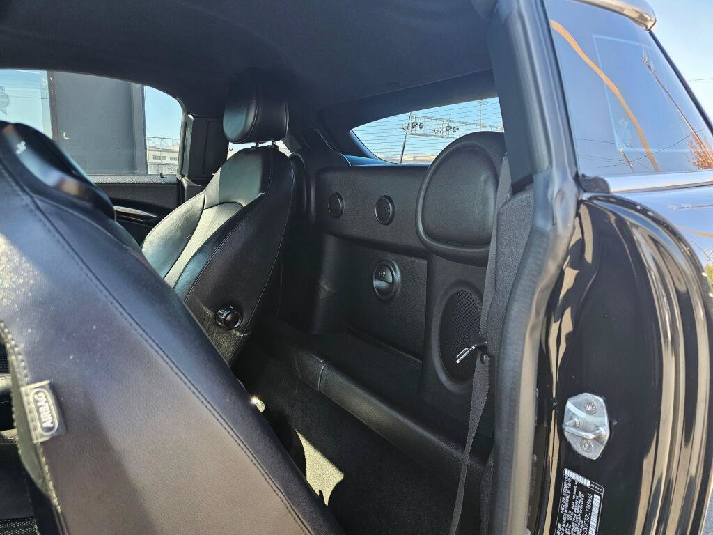 Used 2012 MINI Cooper Coupe FWD image 16